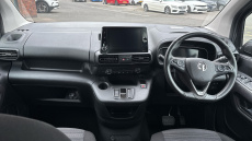 Vauxhall Combo Life 100kW SE 50kWh 5dr Auto Electric Estate